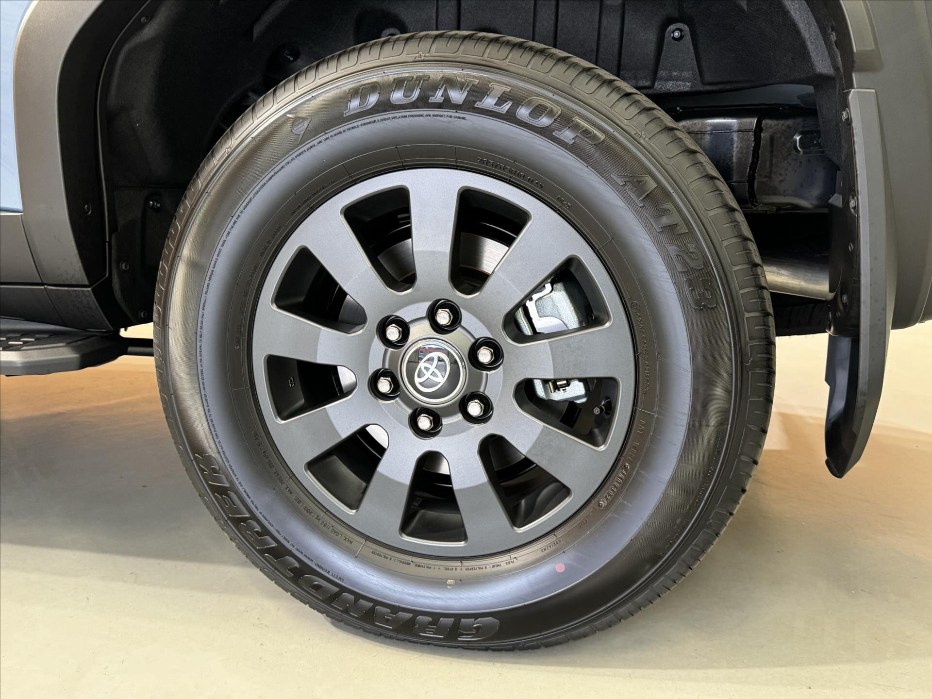 Toyota Land Cruiser SUV 2,8 l 151 kw