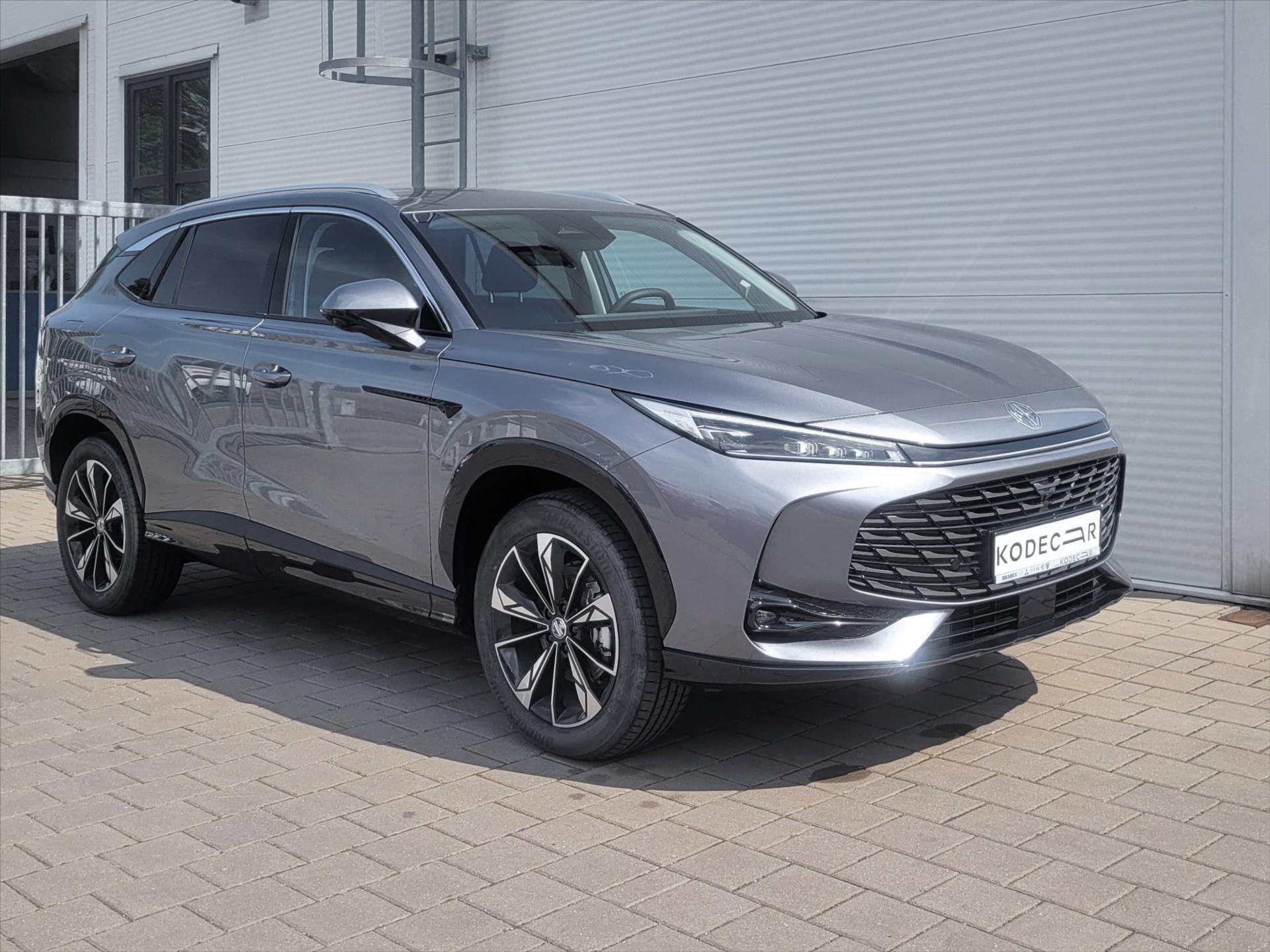 MG HS SUV / Terénní 1,5 l 125 kw