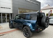 Land Rover Defender SUV / Terénní 4,4 l 467 kw