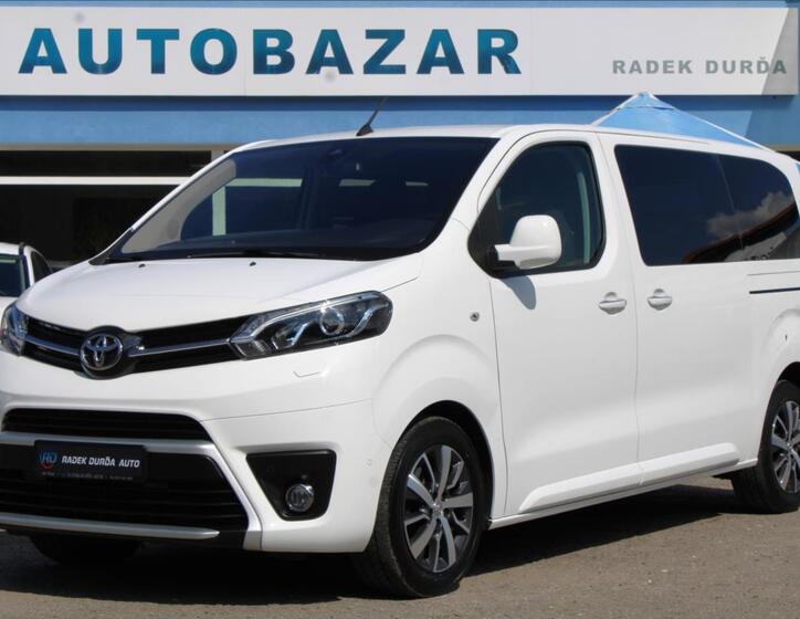 Toyota ProAce Verso 1