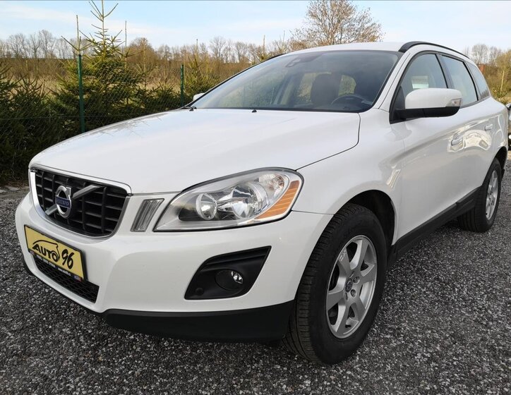 Volvo XC60 Kombi 2,4 l 136 kw
