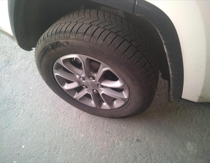 Jeep Grand Cherokee 50