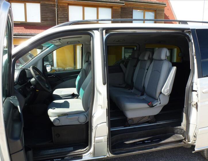 Mercedes-Benz Viano 18