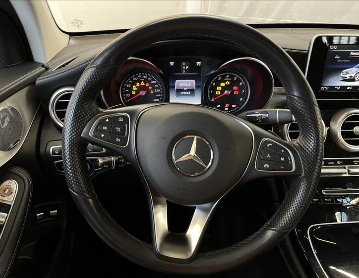 Mercedes-Benz GLC 10