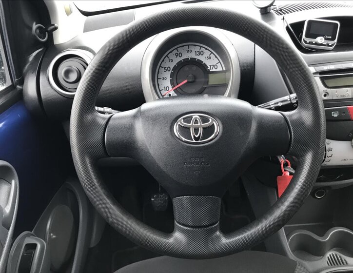 Toyota Aygo Hatchback 998,0 50 kw