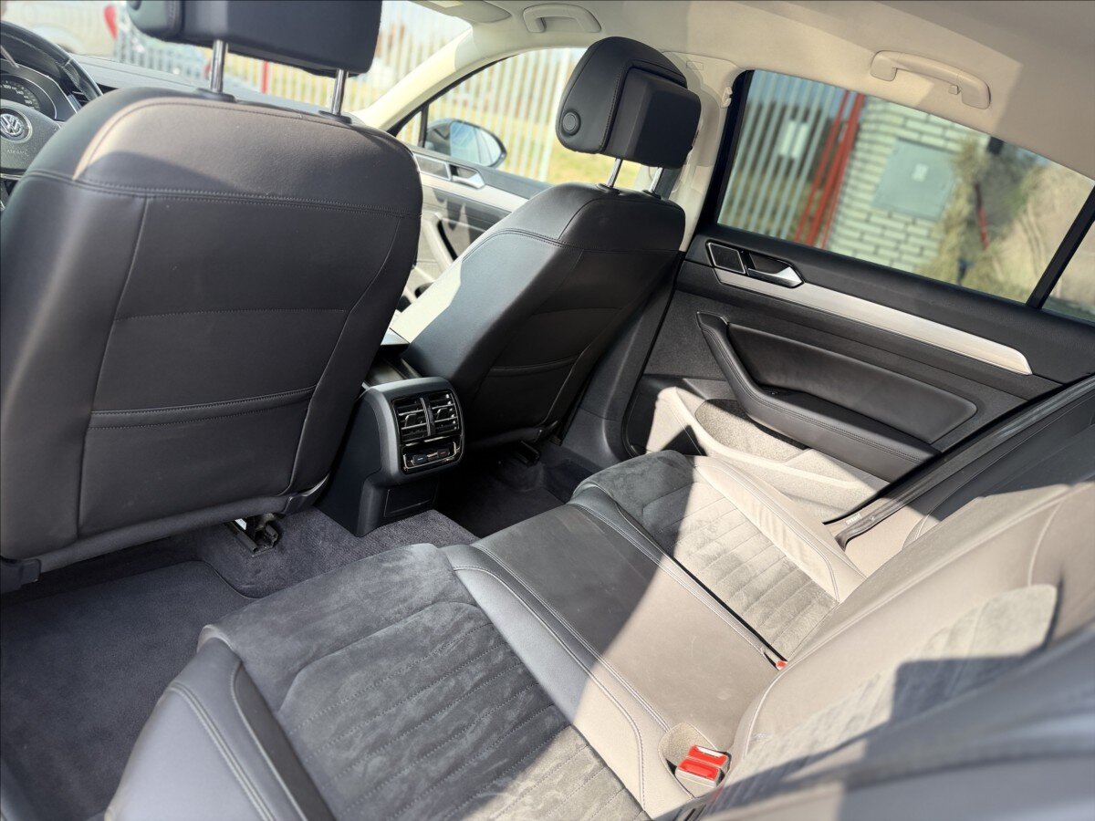 Volkswagen Passat Sedan / Limuzína 2,0 l 110 kw