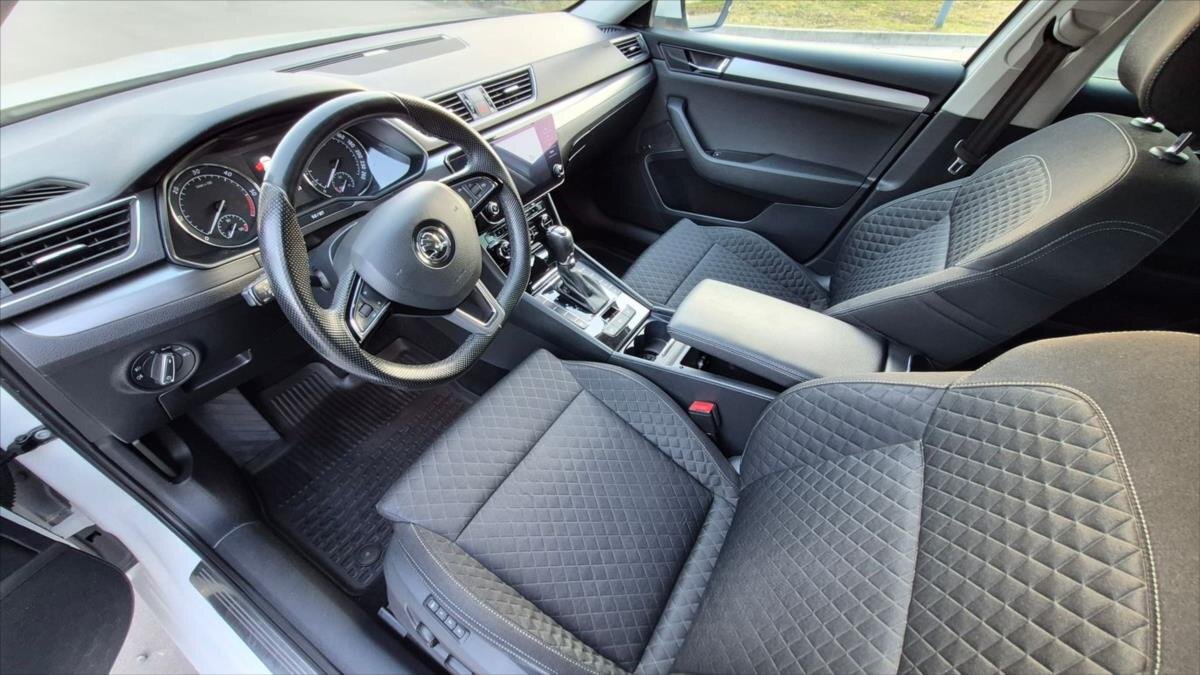 Škoda Superb Kombi 2,0 l 110 kw