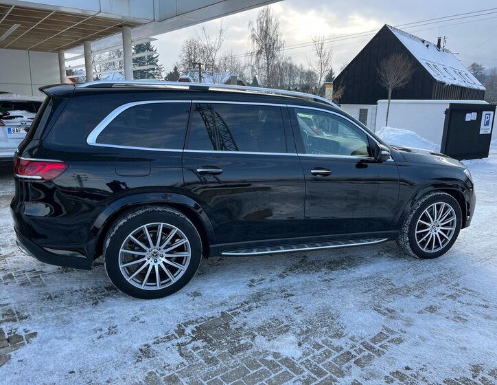Mercedes-Benz GLS 7
