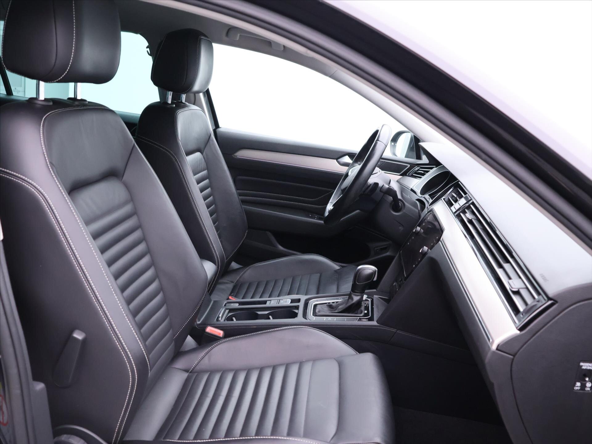 Volkswagen Passat Kombi 2,0 l 140 kw