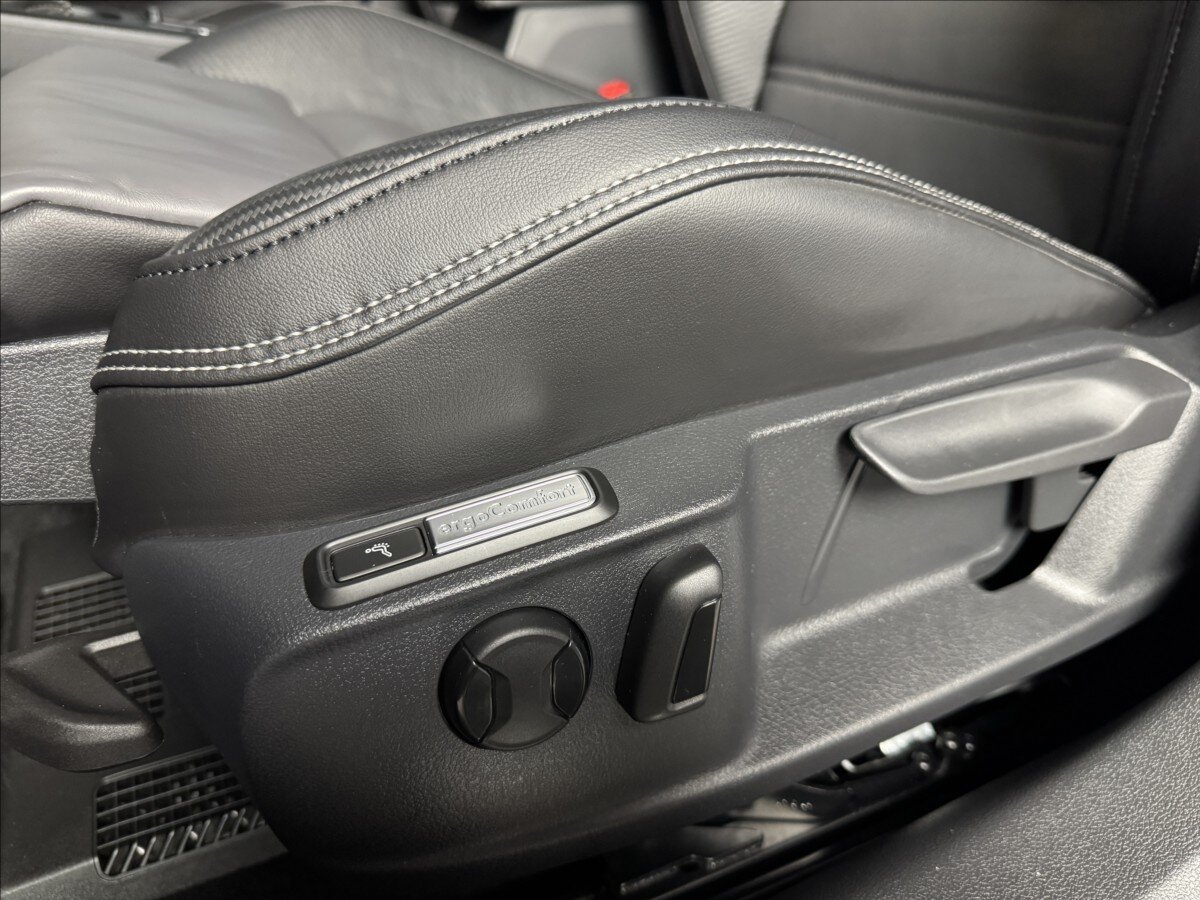 Volkswagen Passat Kombi 2,0 l 140 kw