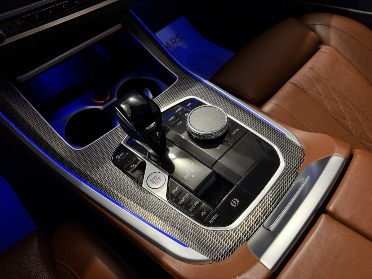 BMW X5 SUV 3,0 l 245 kw