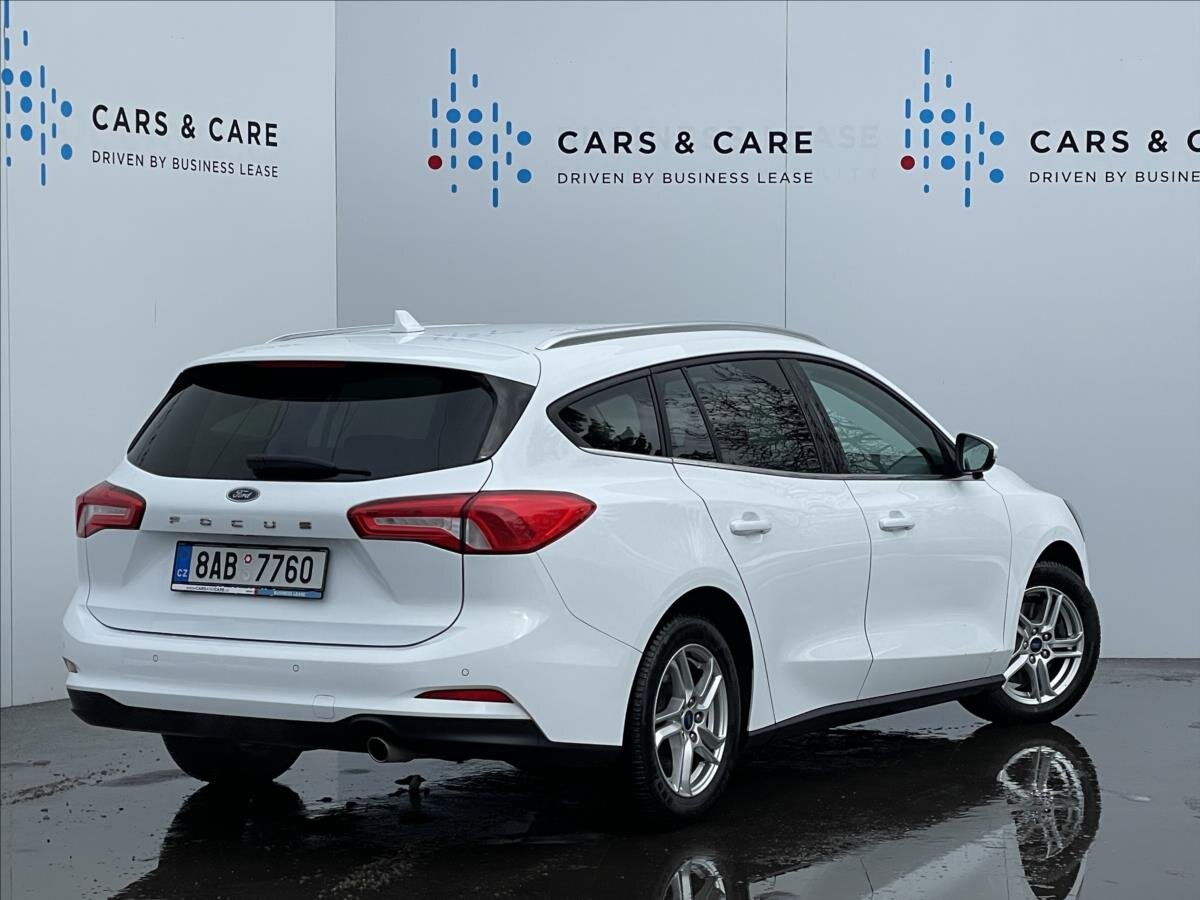 Ford Focus Kombi 999,0 92 kw