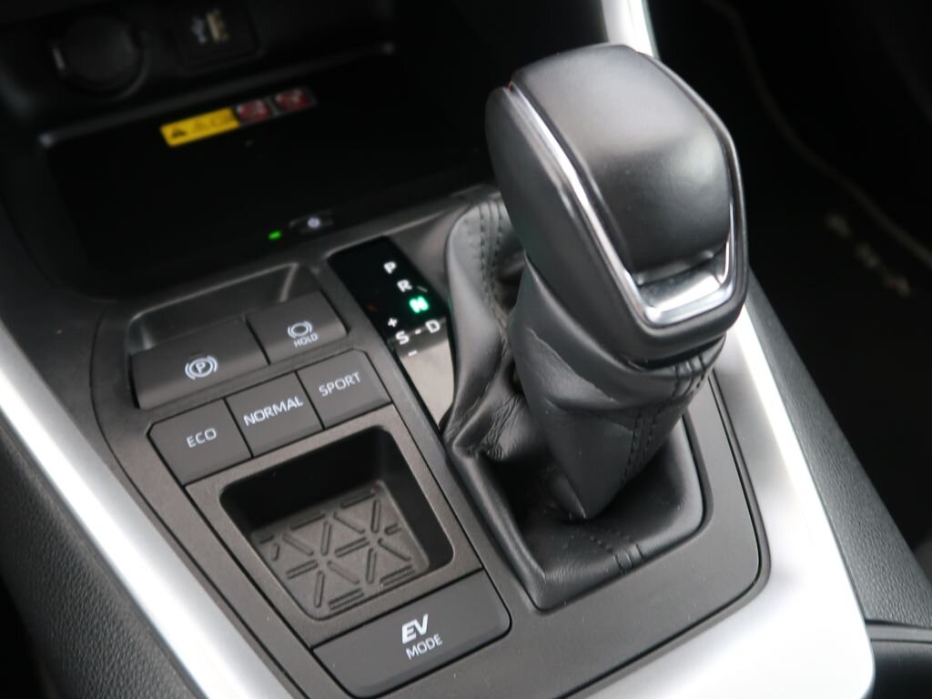 Toyota RAV4 SUV / Terénní 2,5 l 131 kw