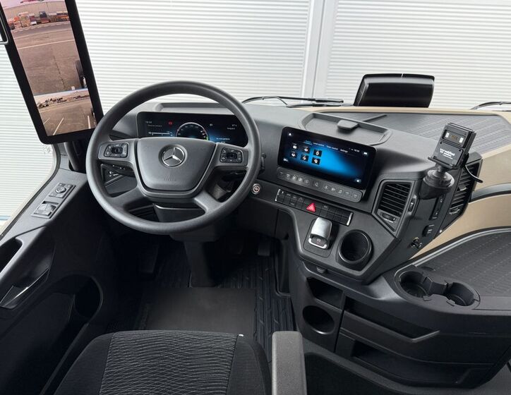 Mercedes-Benz Ostatní 13