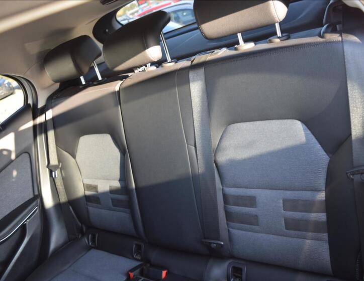 Mercedes-Benz GLA 17