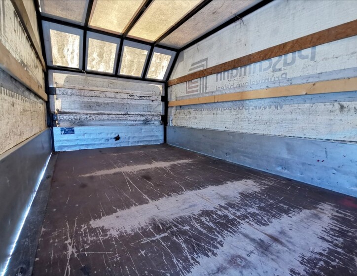 Volkswagen Crafter 16