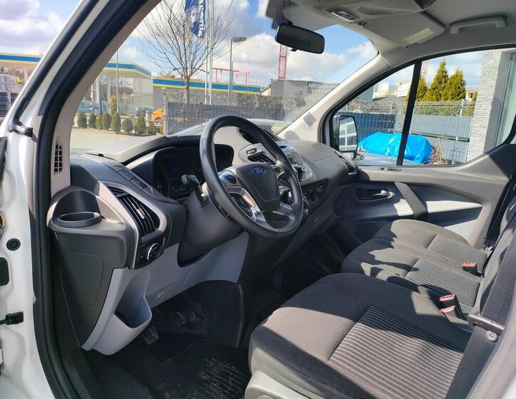 Ford Transit Custom VAN / Minibus 2,2 l 114 kw