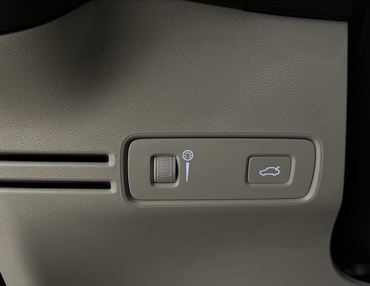 Volvo XC40 SUV 1,5 l 120 kw