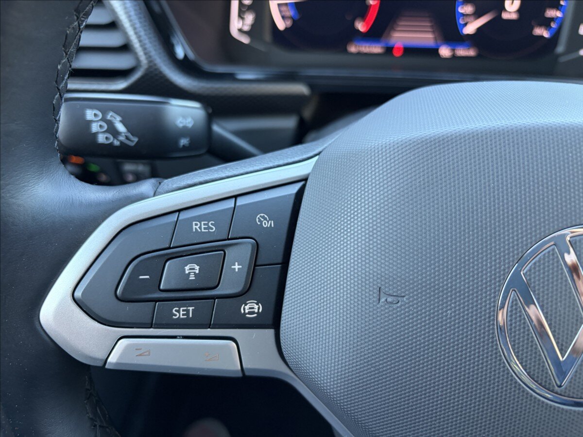 Volkswagen T-Cross Kombi 999,0 81 kw