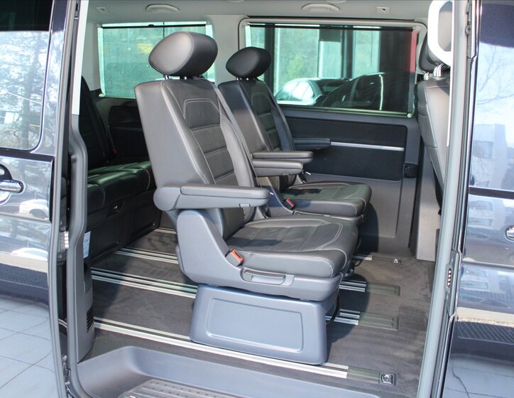 Volkswagen Multivan MPV 2,0 l 146 kw