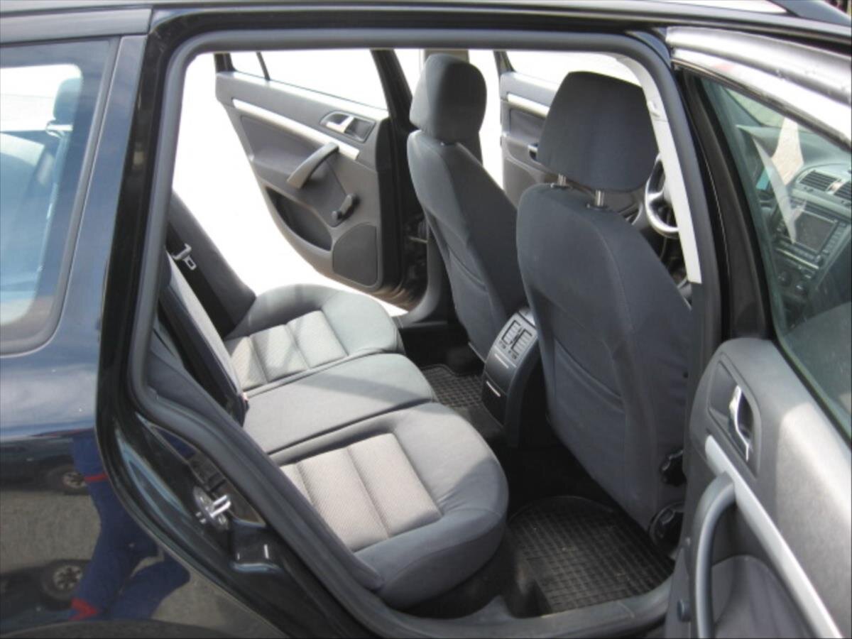 Škoda Octavia Kombi 2,0 l 103 kw