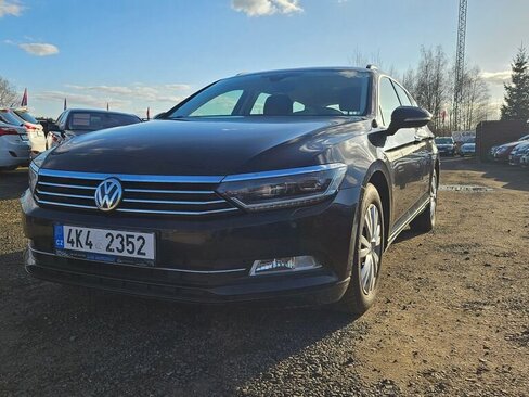 Volkswagen Passat Kombi 1,6 l 88 kw
