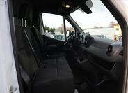 Mercedes-Benz Sprinter 13
