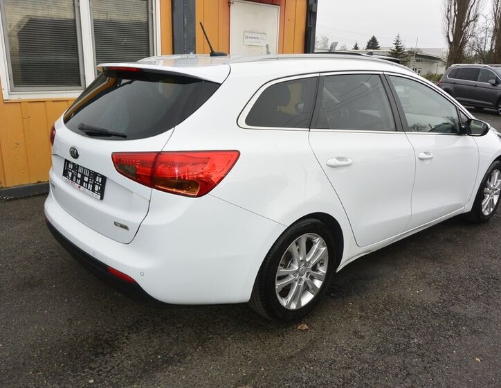 KIA Ceed 5