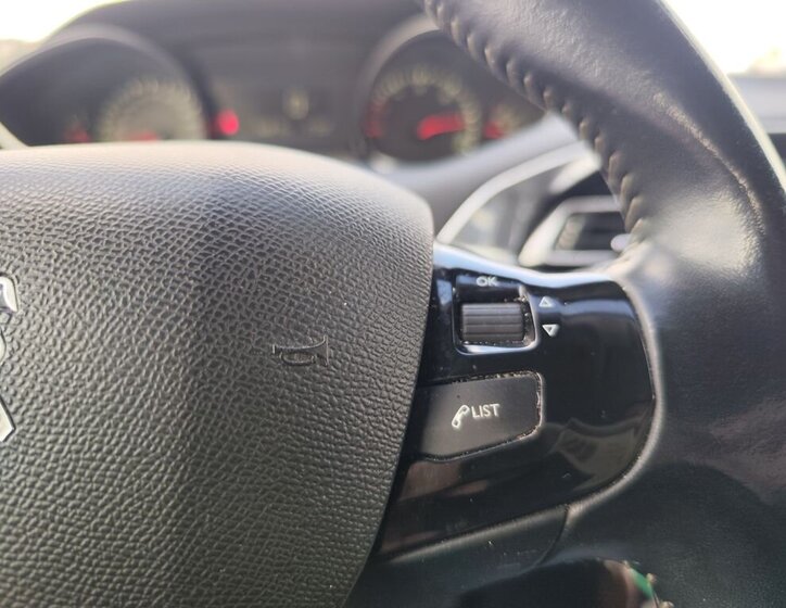 Peugeot 308 Kombi 1,6 l 88 kw