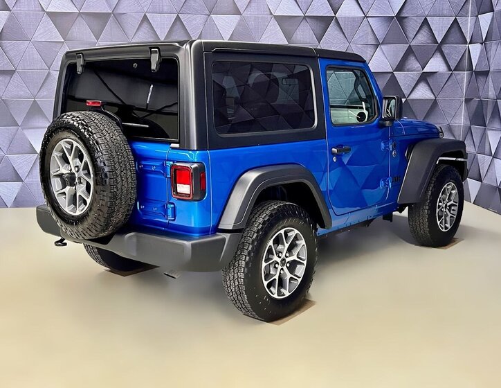 Jeep Wrangler SUV / Terénní 2,0 l 200 kw