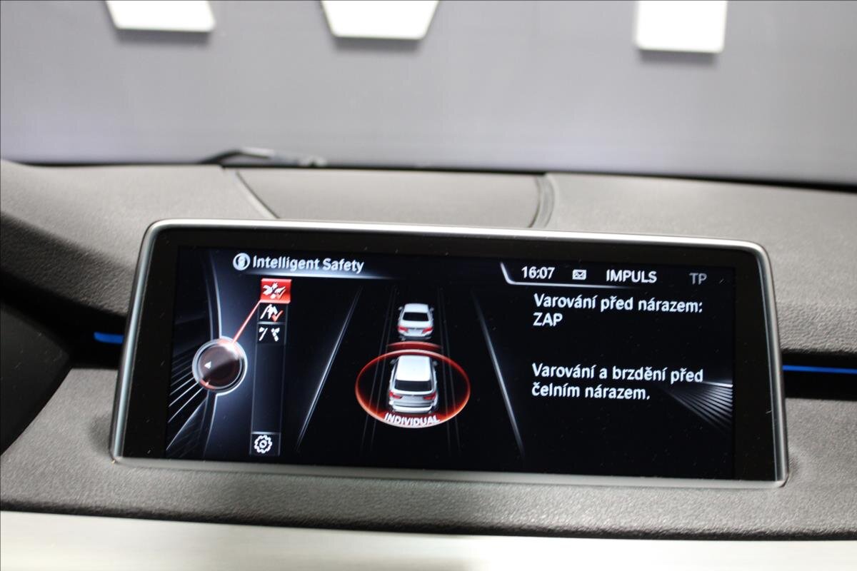 BMW X5 SUV / Terénní 3,0 l 190 kw