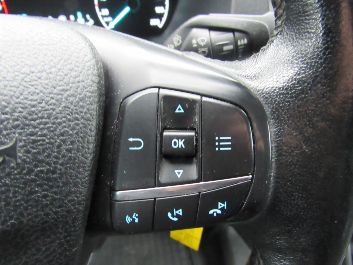 Ford Transit Custom Kombi 2,0 l 95 kw