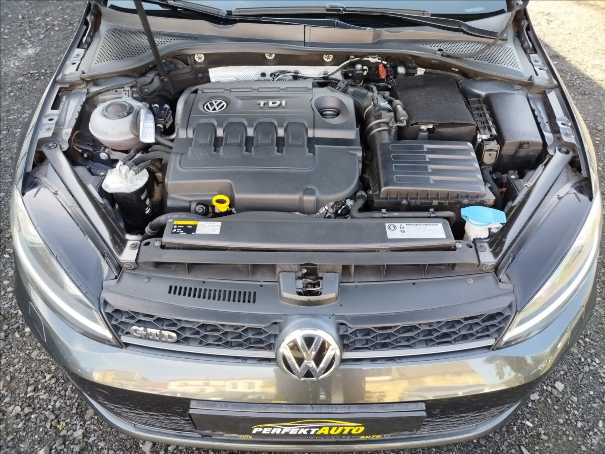 Volkswagen Golf Kombi 2,0 l 135 kw