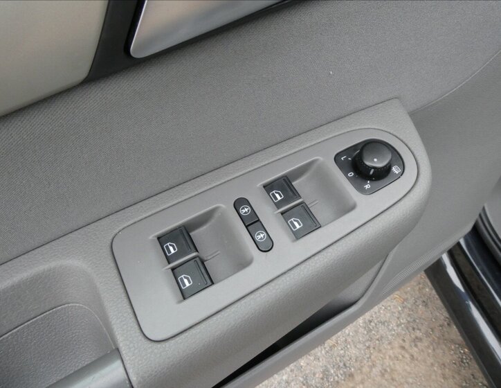 Seat Alhambra MPV 2,0 l 103 kw