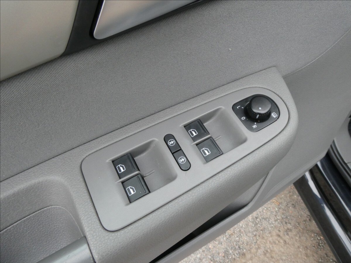 Seat Alhambra MPV 2,0 l 103 kw