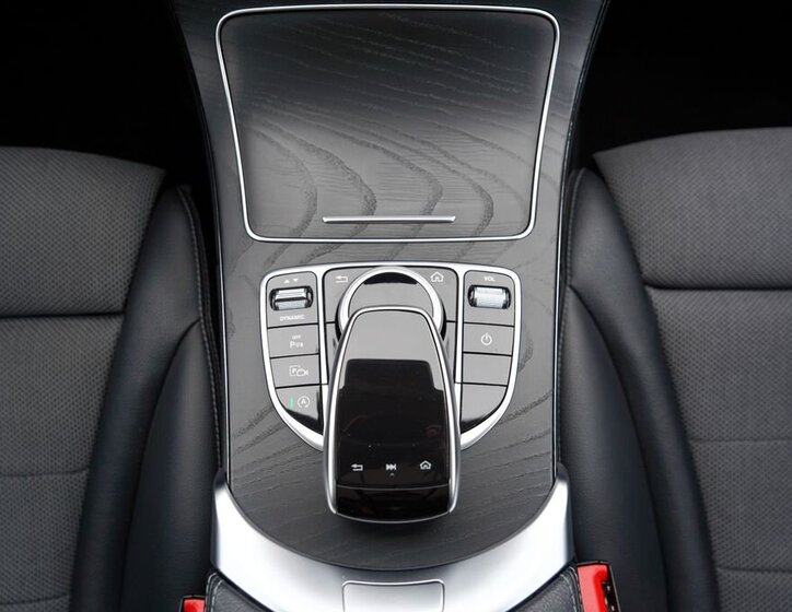 Mercedes-Benz Třídy C Sedan 2,0 l 143 kw