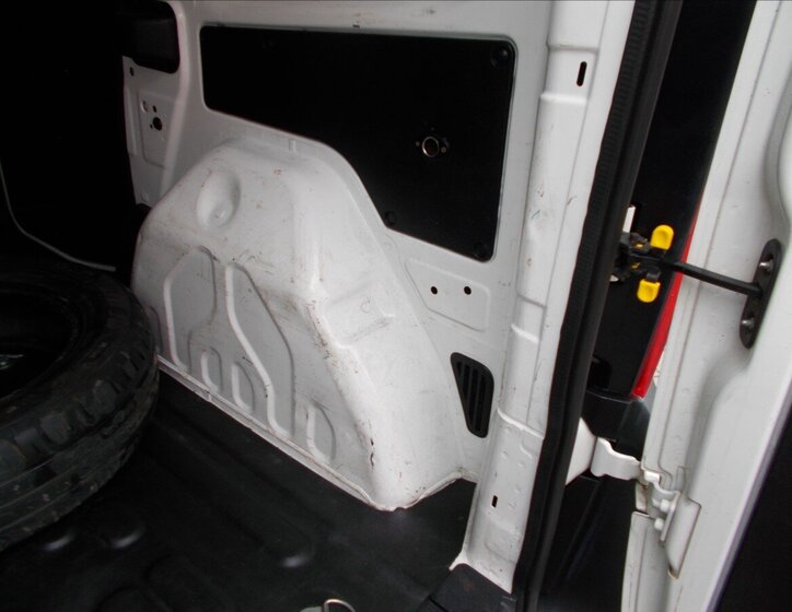 Opel Combo Skříň 1,6 l 77 kw