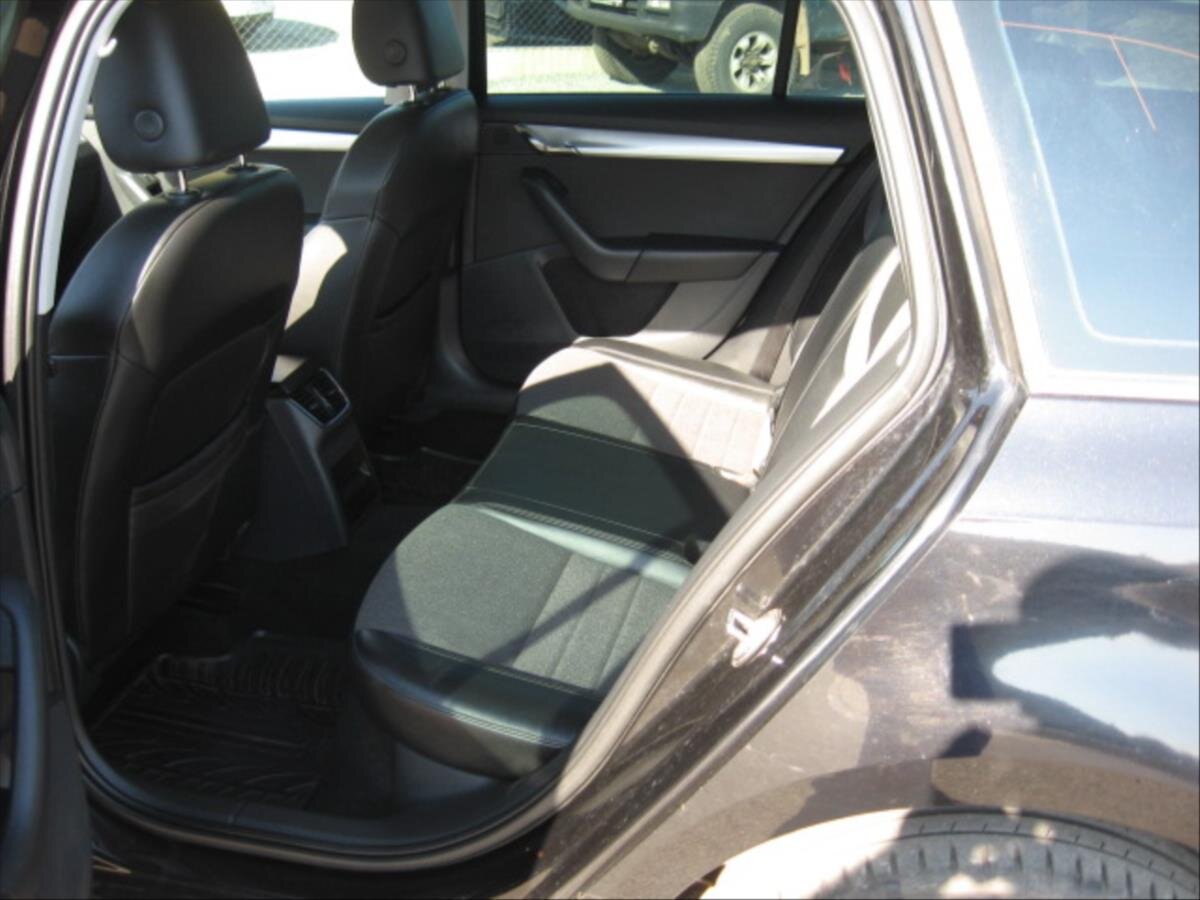 Škoda Octavia Kombi 1,6 l 77 kw