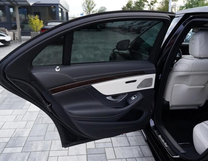 Mercedes-Benz Třídy S Sedan / Limuzína 3,0 l 190 kw