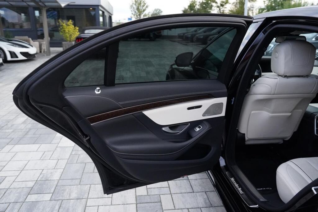 Mercedes-Benz Třídy S Sedan / Limuzína 3,0 l 190 kw