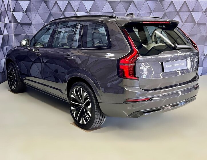 Volvo XC90 SUV 2,0 l 184 kw