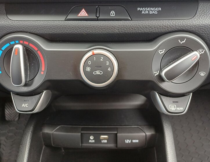 KIA Rio Hatchback 1,2 l 61 kw