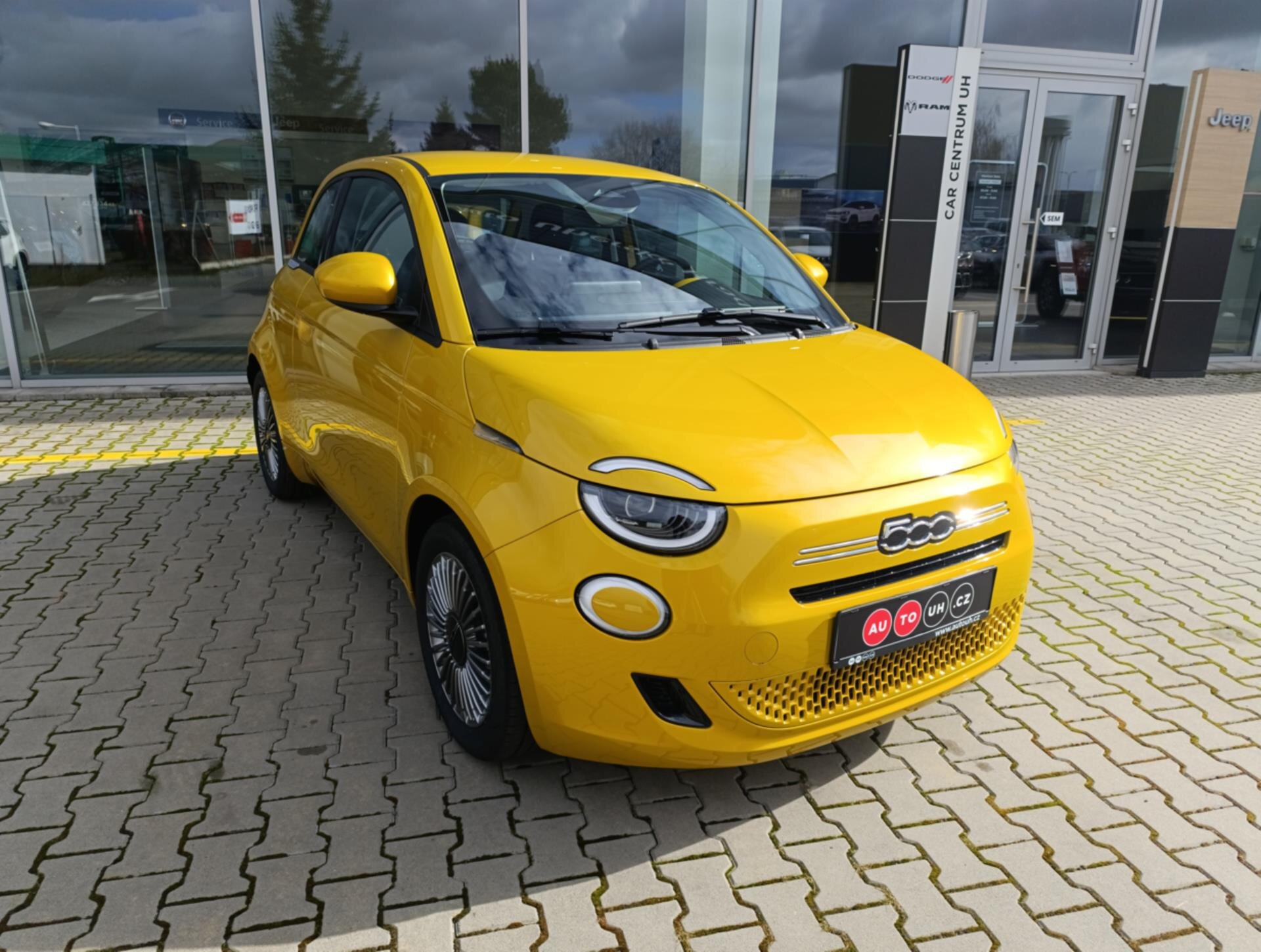 Fiat 500 Hatchback 999,0 48 kw
