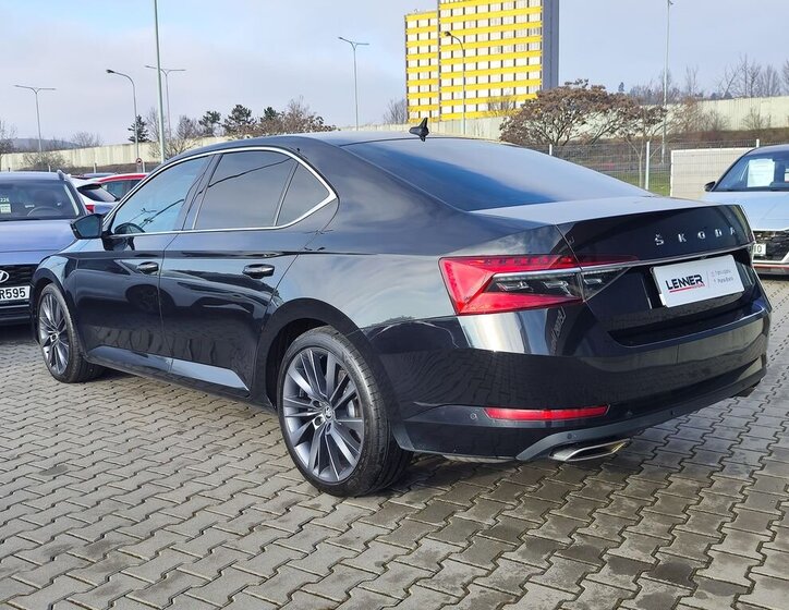 Škoda Superb Liftback 2,0 l 206 kw