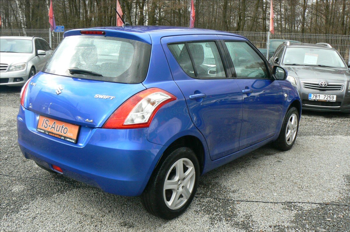 Suzuki Swift Hatchback 1,2 l 69 kw