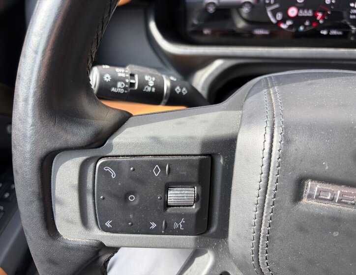 Land Rover Defender SUV / Terénní 3,0 l 294 kw