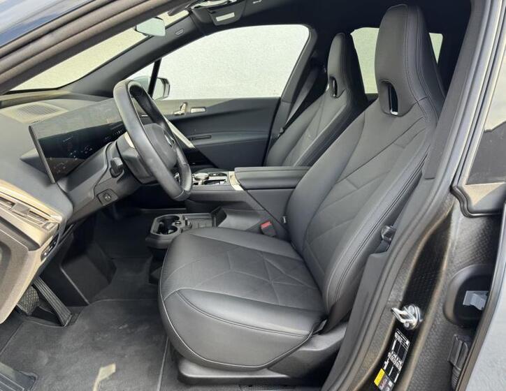 BMW iX 6
