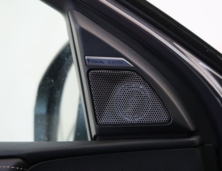 DS Automobiles DS7 Crossback SUV / Terénní 1,6 l 133 kw