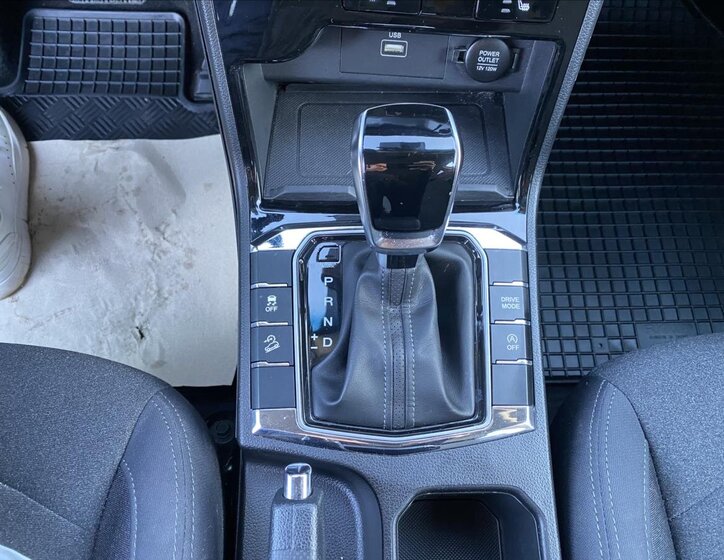 SsangYong Korando SUV / Terénní 1,5 l 120 kw