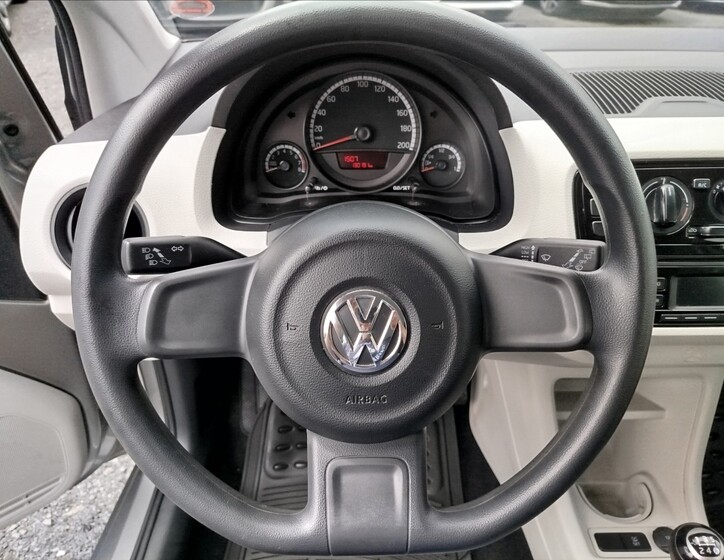 Volkswagen up! 18